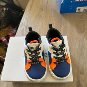 Carters Sneakers - 6T